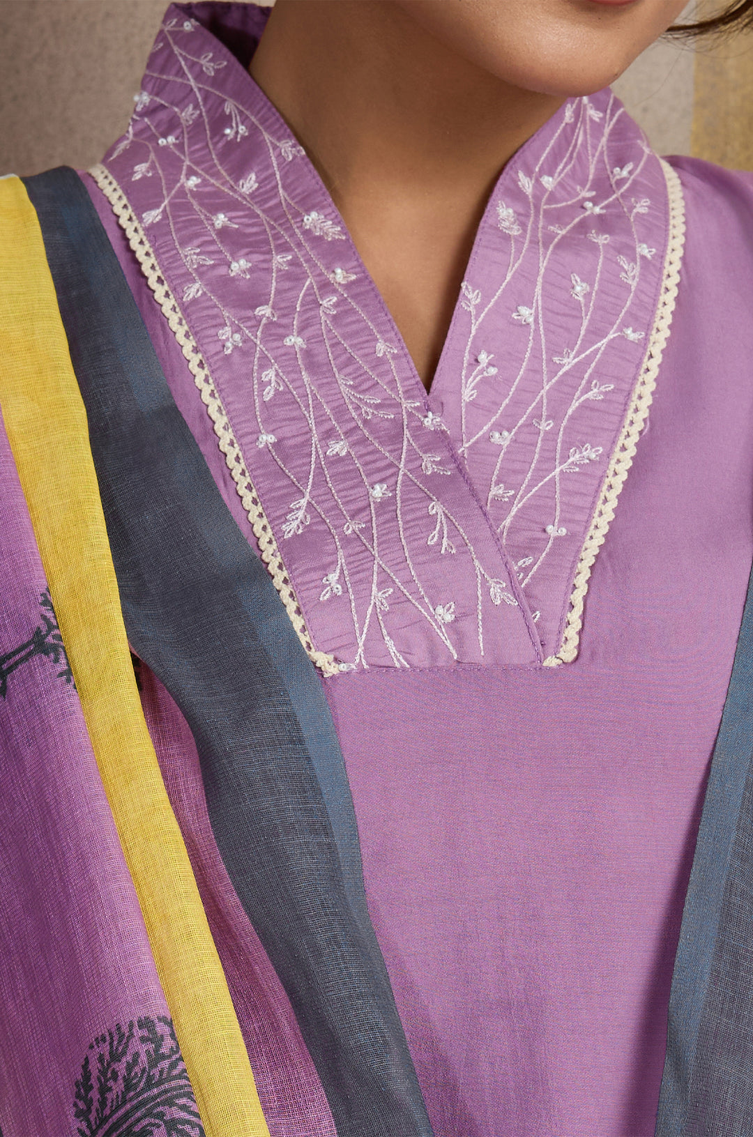 Lilac Dawn Roman Silk Women Suit Set with Linen Digital Print Dupatta