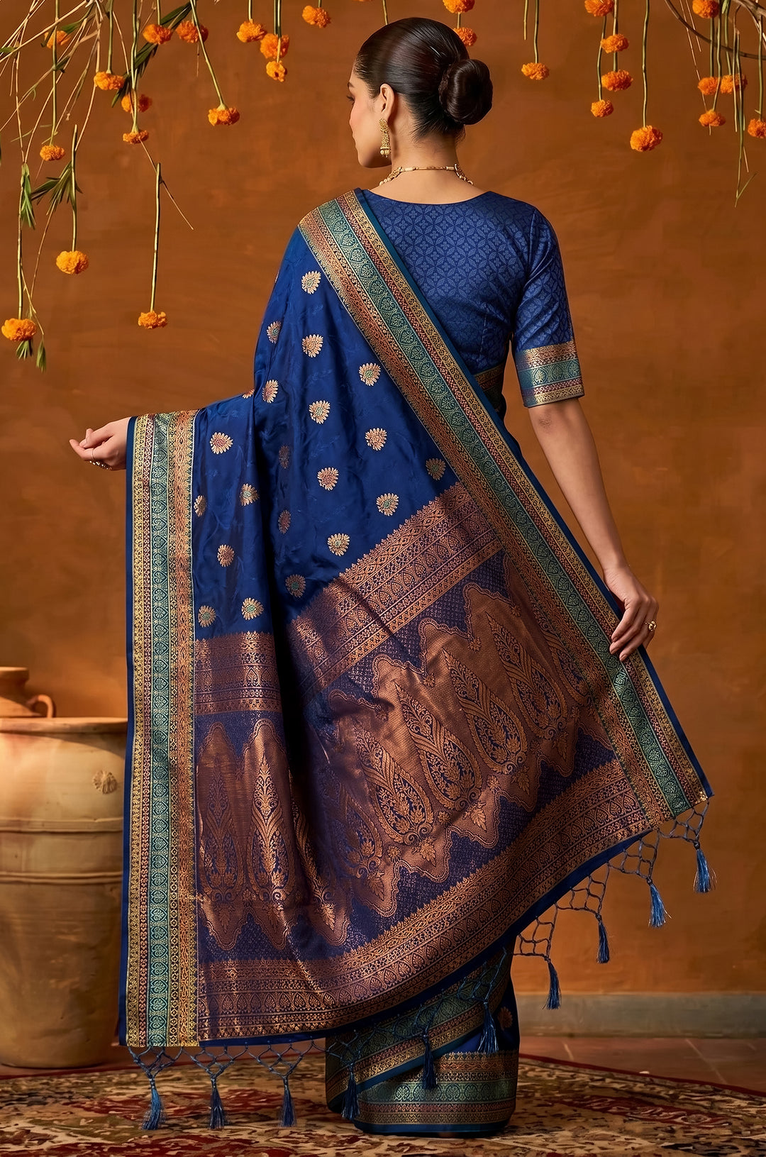 Navy Blue Handloom Woven Silk Saree | Mahotsav Collection