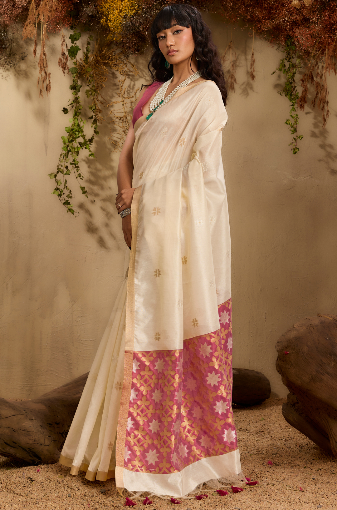 Cream Zarina Woven Tusshar Silk Saree