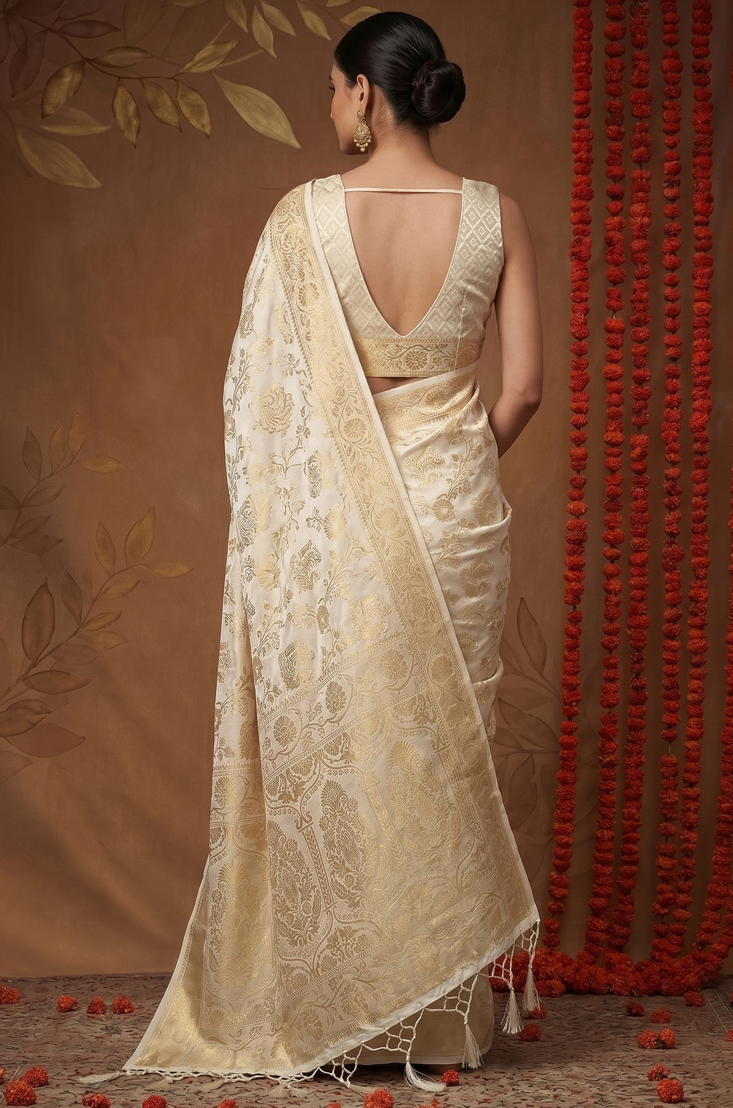 Cream Kanjivaram Woven Silk Saree | Shagun Collection